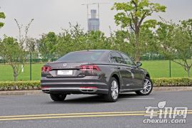 上海大众-辉昂-380TSI 两驱至尊版