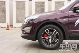 众泰汽车-众泰大迈X5-升级版1.5T CVT丞相型