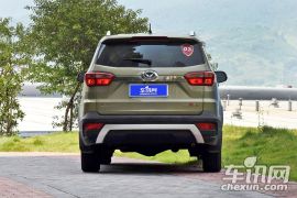 北汽银翔-幻速S3L-1.5L 手动尊贵型