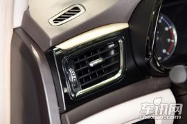 广汽乘用车-传祺GS8-2016款 320T 顶配版