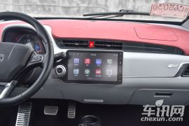 众泰汽车-E200-三门两座科技版