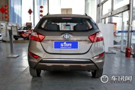 天津一汽-夏利N7-1.3L 自动豪华型