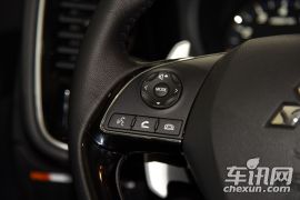 广汽三菱-欧蓝德-2.4L 四驱尊贵版 7座