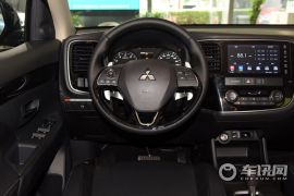 广汽三菱-欧蓝德-2.4L 四驱尊贵版 7座