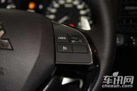 广汽三菱-欧蓝德-2.4L 四驱尊贵版 7座