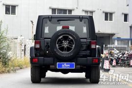 Jeep-牧马人-3.0L 75周年致敬版