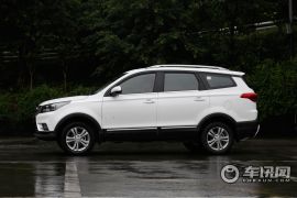 北汽银翔-幻速S3L-1.5L 手动尊贵型