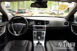 沃尔沃-沃尔沃V60-2.0T T5 智逸版