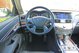 英菲尼迪-英菲尼迪Q70L-Q70L 2.5L 豪华版