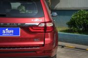 陆风汽车-陆风X8-2.0T 汽油4X4超豪华型