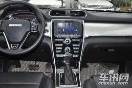 长城汽车-哈弗H2-1.5T 自动两驱豪华型
