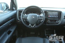 广汽三菱-欧蓝德-2.4L 四驱精英版 5座