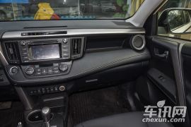一汽丰田-RAV4荣放-荣放 2.5L 自动四驱尊贵版