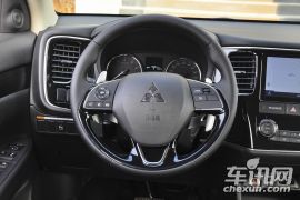 广汽三菱-欧蓝德-2.4L 四驱精英版 5座