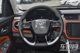 北汽银翔-幻速S3L-1.5L 手动尊贵型