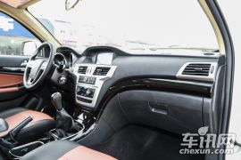 福迪汽车-揽福-2.4L 汽油四驱精英型 5座