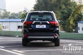 广汽三菱-欧蓝德-2.4L 四驱尊贵版 7座