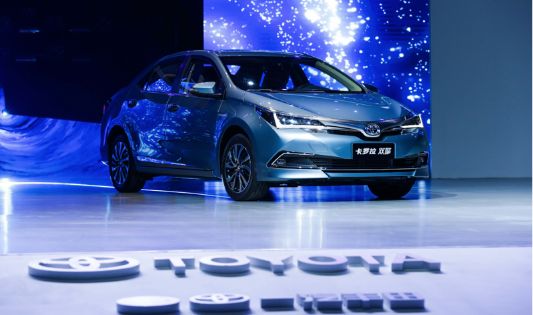       卡罗拉双擎——将优秀进行到底！