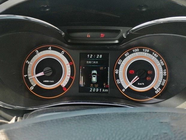 猎豹CS9内饰及动力曝光 配备全景大天窗