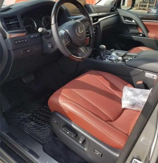 17款雷克萨斯LX570 顶级越野SUV直击底价售