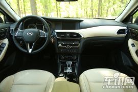 英菲尼迪(进口)-英菲尼迪QX30-2.0T 四驱极限版