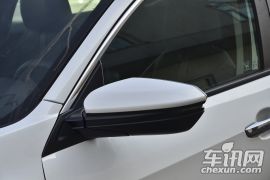 东风本田-思域-220TURBO 自动豪华版