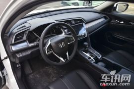 东风本田-思域-220TURBO 自动豪华版