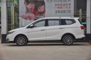 宝骏-宝骏730-1.5T 手动豪华型 7座