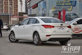 一汽奔腾-奔腾B50-1.6L 手动豪华型