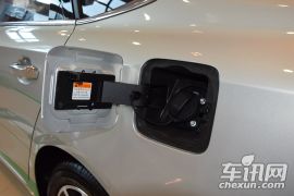 上汽集团-荣威ei6-45T混动互联智臻版