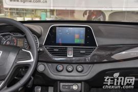 宝骏-宝骏310-1.2L 手动时尚型