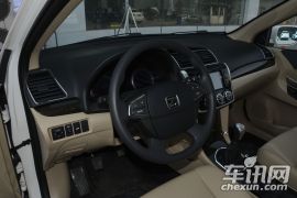 众泰汽车-众泰Z300-1.5L 手动尊享型