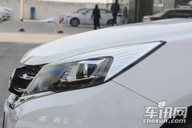 众泰汽车-众泰Z300-1.5L 手动尊享型