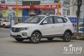 宝骏-宝骏560-律动版 1.8L AMT智能尊享型