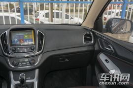 宝骏-宝骏560-1.5T 手动豪华型
