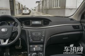 一汽奔腾-奔腾B50-1.6L 自动舒适型