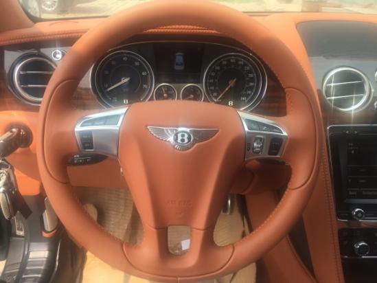 17款宾利飞驰天津港现车多少钱现车优惠