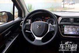 长安铃木-骁途-1.6L 自动两驱都市时尚型