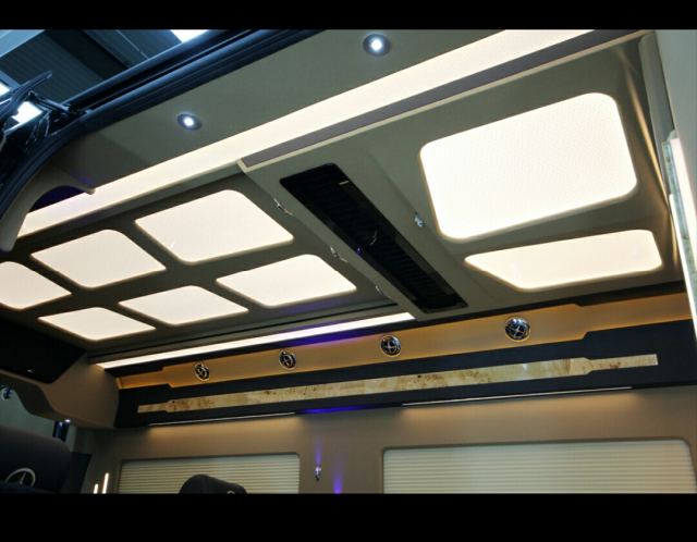 17款奔驰斯宾特现车全国联保 可分期零利润