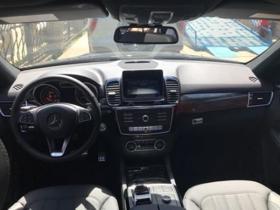 中东17款奔驰GLE400 九速全景天窗随心畅行