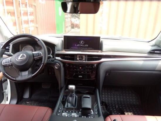 新款中东版雷克萨斯LX570天津自贸区十一最新优惠价