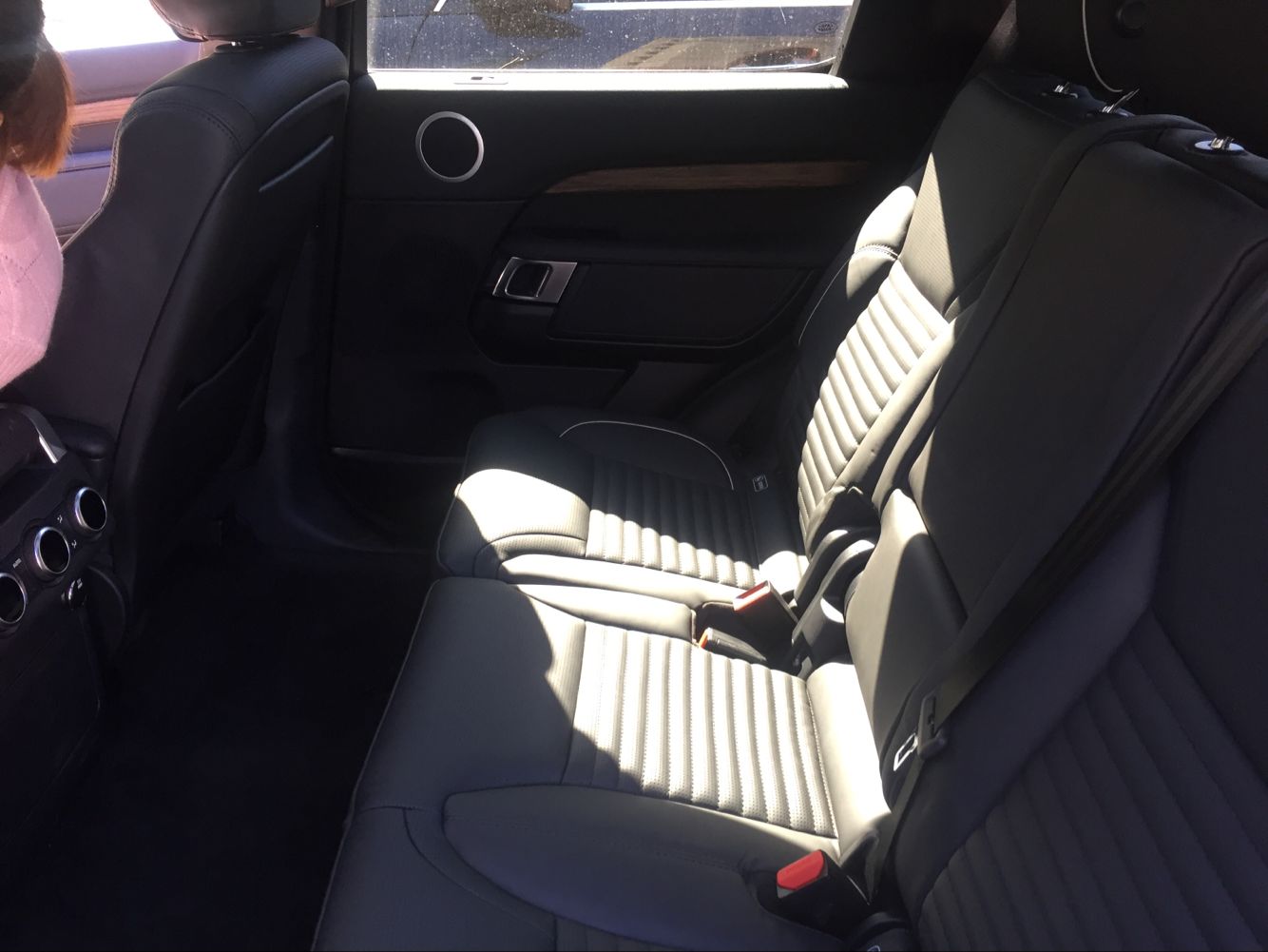 17款路虎发现五现车顶级SUV 限时折扣来袭