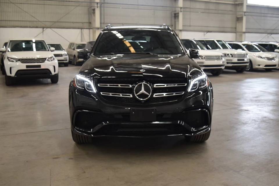 奔驰GLS63科技豪华版顶级越野 津港折扣多