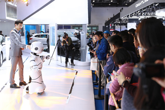 中国国际节能与新能源汽车展在京盛大开幕
