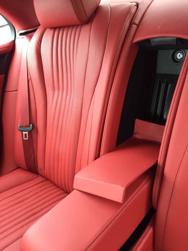 17款宾利飞驰v8s欧版顶配 内饰奢华配置高