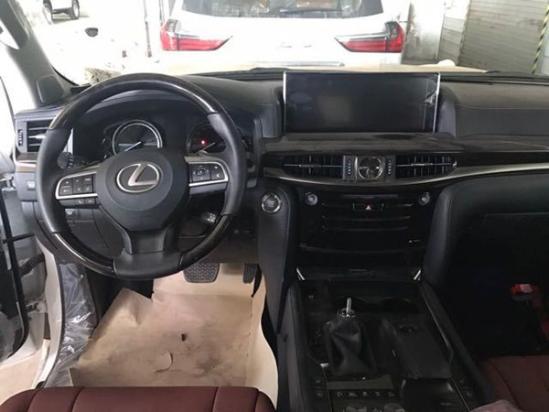 2017款雷克萨斯LX570 优惠爆棚实力巨降