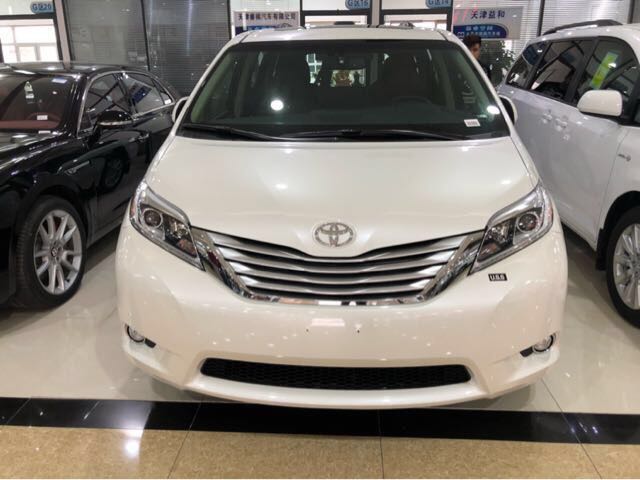 17款丰田塞纳全智能舒适性越野津港特惠售