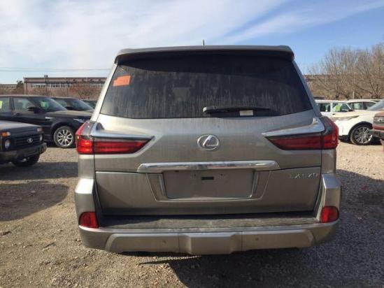 2018款雷克萨斯LX570全国可上牌购车不加价