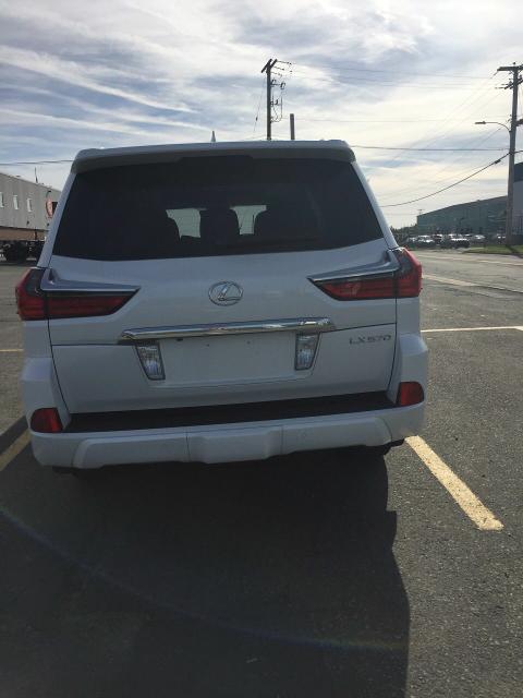 18款雷克萨斯LX570八座加规版 春节钜惠