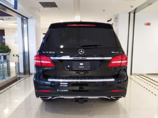 18款奔驰GLS450AMG加版底价促销万元优惠